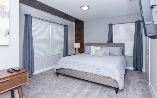 Dream Townhome with private pool Close to Disney SL4906