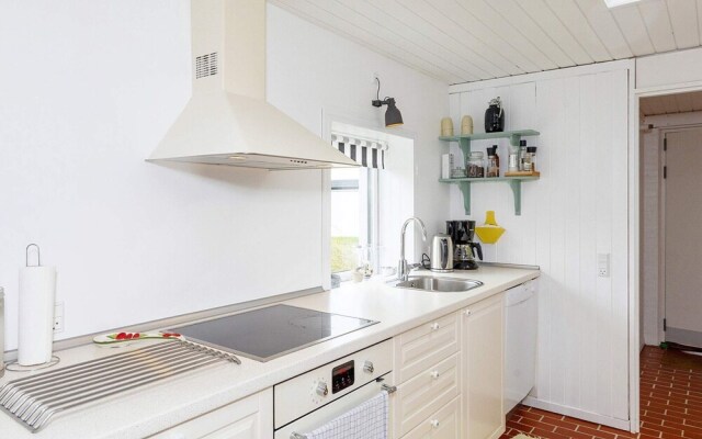 Secluded Dune Cottage-by Traum