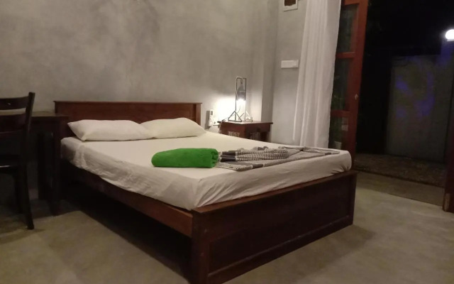 Coconut Surf Inn
