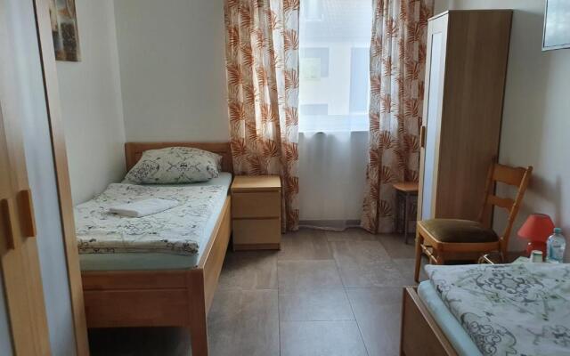 Seelze-Letter Monteurzimmer / Apartment / Messezimmer