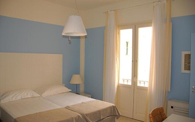 Alba Chiara Rooms by Marino Tourist