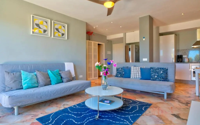 Romana playa 805 Apartment by GHR Rentals