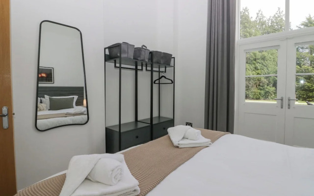 The Myles Suite Stone Cross Mansion