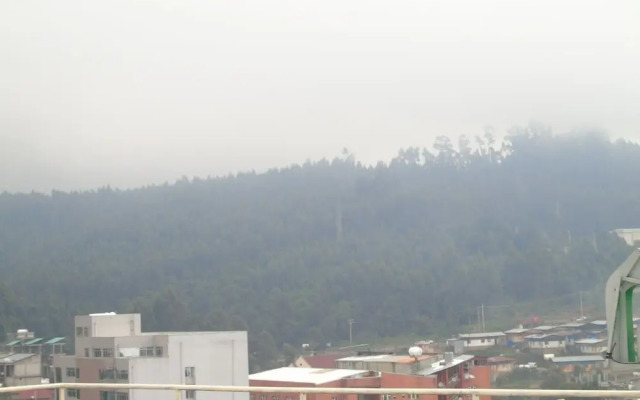 Garalay Hotel