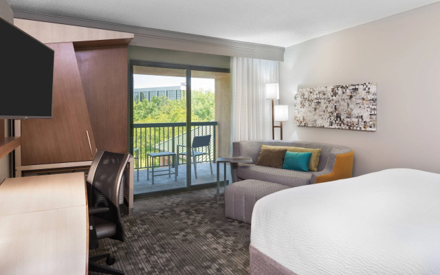 Courtyard by Marriott Lafayette Airport