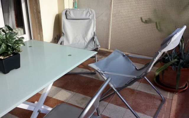 Beau Studio avec terrasse Sud- Haut Suquet