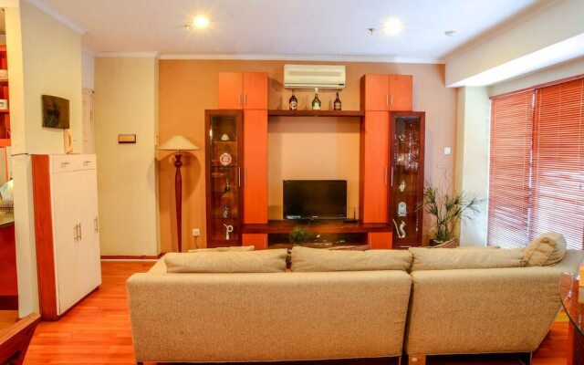 1 Bedroom at Puri Garden Apartment by Travelio