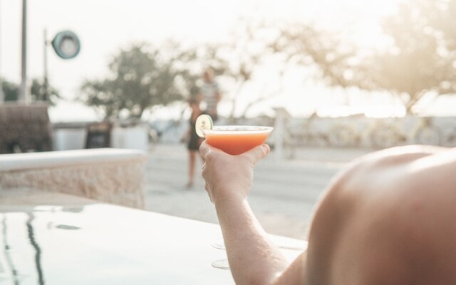 Mad Monkey Gili Trawangan - Hostel