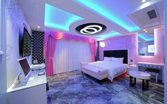 Biz Hotel