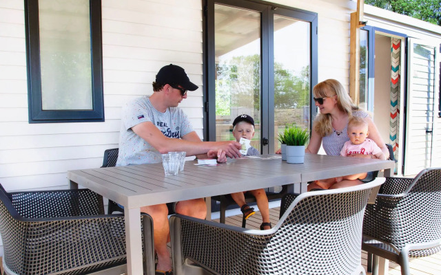 Nice Chalet With AC, on the Drents-friese Wold