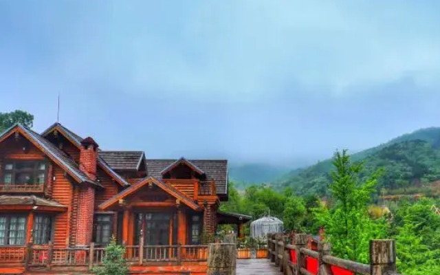 Yuemu Mountain Homestay