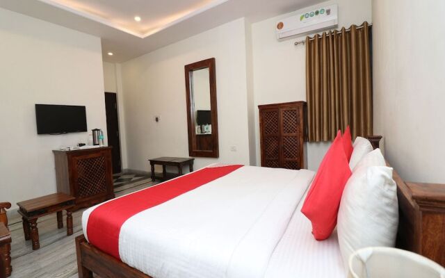 OYO 27759 Hotel Rajputana