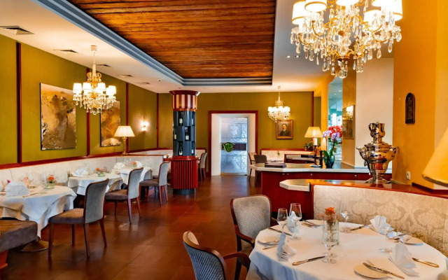 Parkhotel Graz - Traditional Luxury