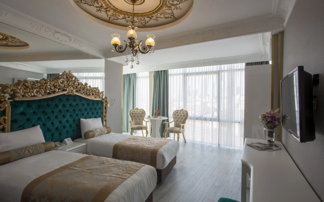 White Monarch Hotel