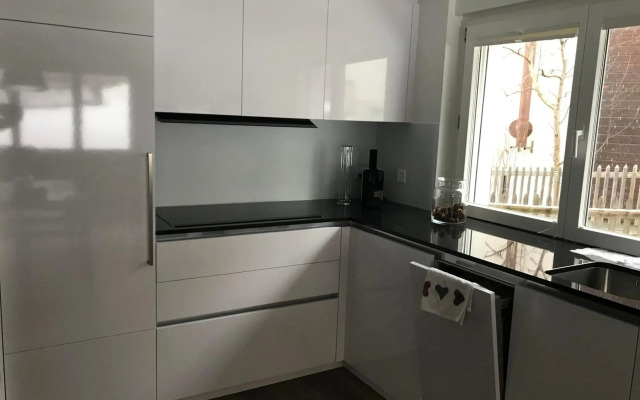 Emelie Zermatt 4****