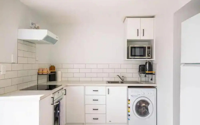 Stunning Studio In Grey Lynn!