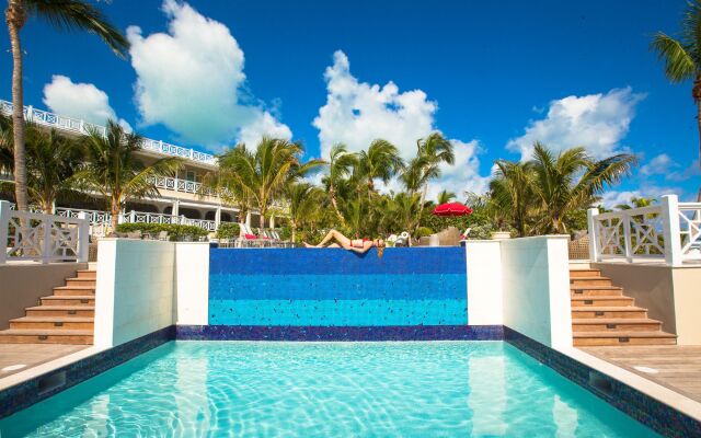 Coral Sands Inn & Cottages