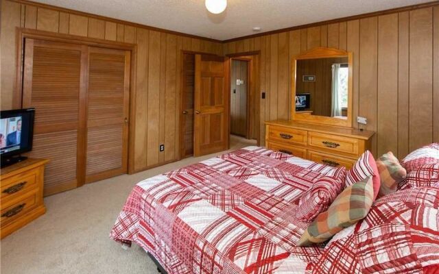 Hess Virginia - 5 Br Home