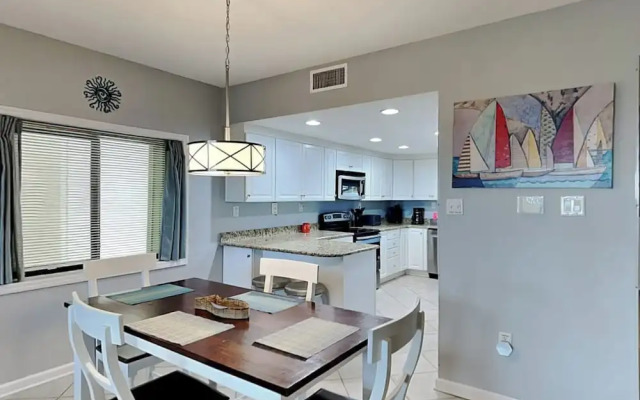 Shipwatch Surf & Yacht by Southern Vacation Rentals