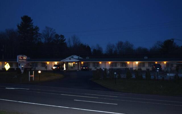 Top Hill Motel