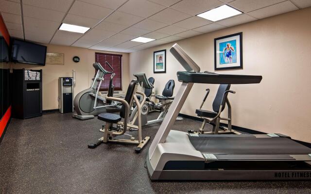 Best Western Plus Parkway Hotel