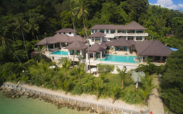Stunning Oceanview Villa Taipan