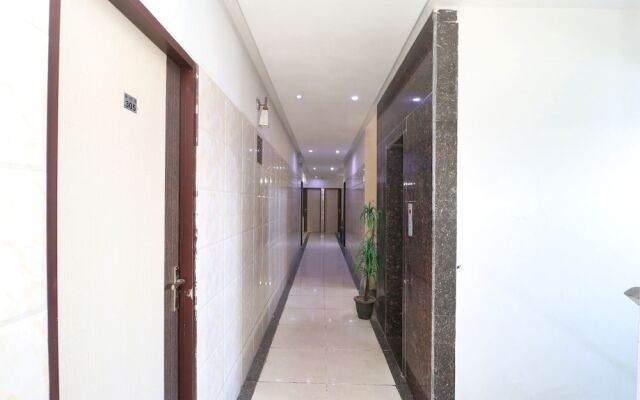 OYO 23357 Raj Tirath Niwas