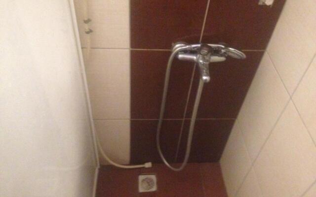 MOURAT Holiday Apartment Flat Furnished House Cheap Sleeping Rooms