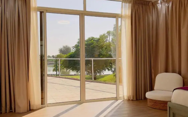 Nirvana Retreat