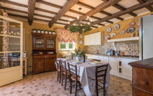 FONTESPINA 6, Emma Villas