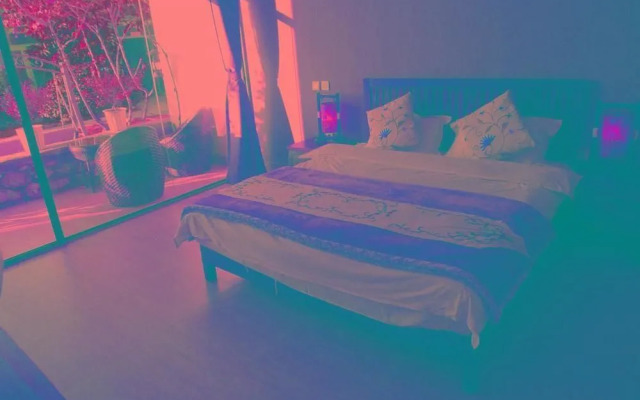 Mingyue.shineitaoyuan