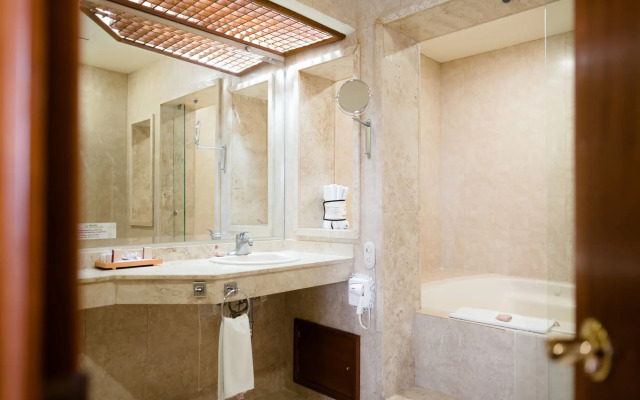 Hotel Misión Express Celaya