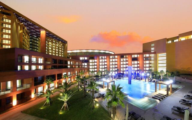 Booyoung Hotel & Resort