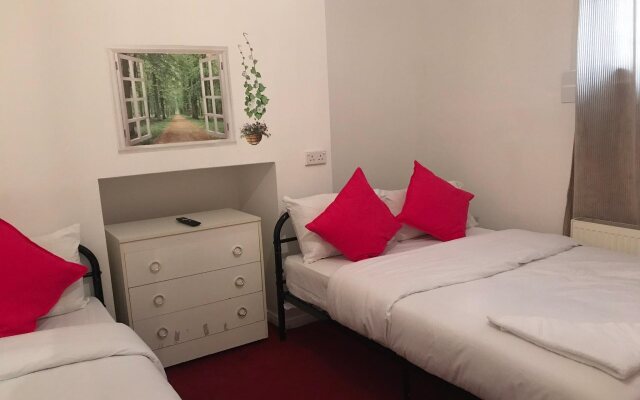 Poplar Guest House