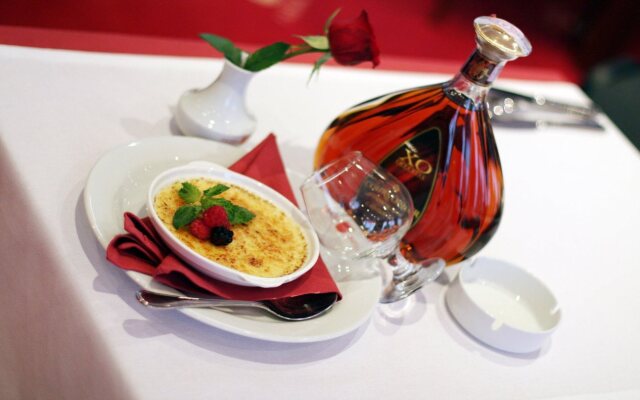 Praha Hotel