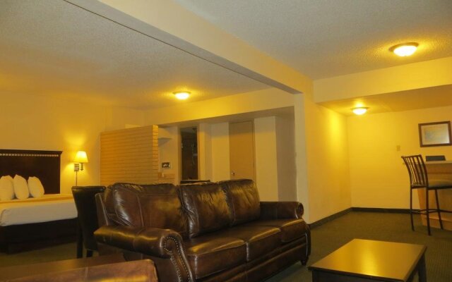 Echo Hotel & Conference Center