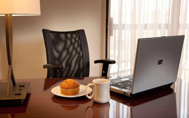 Courtyard by Marriott Seattle Sea-Tac Area