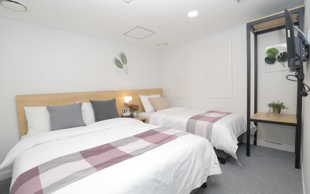 Line Hotel Myeongdong