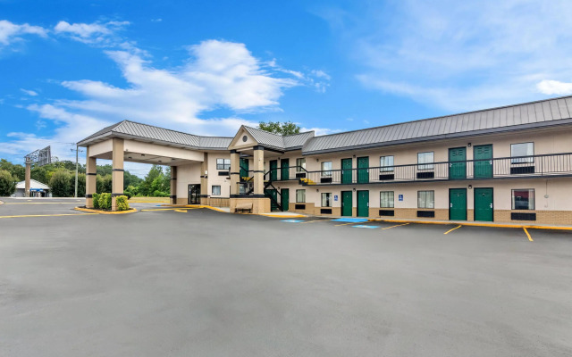 Super 8 by Wyndham Columbia