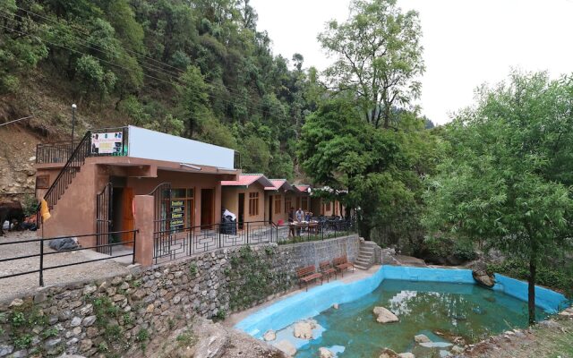 OYO 14216 Benog Wildlife Resort