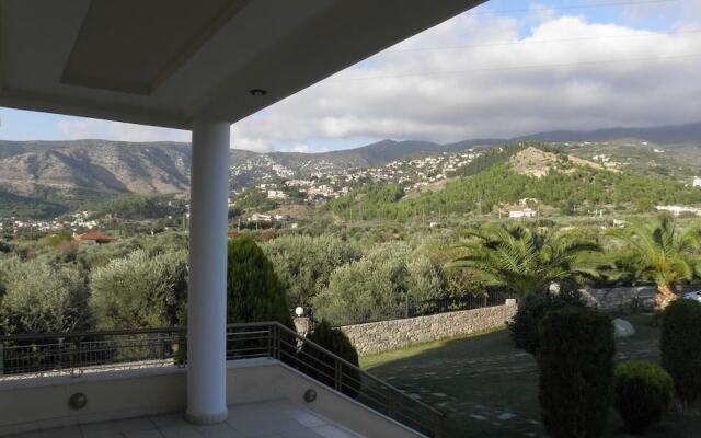 Luxury Villa Thea