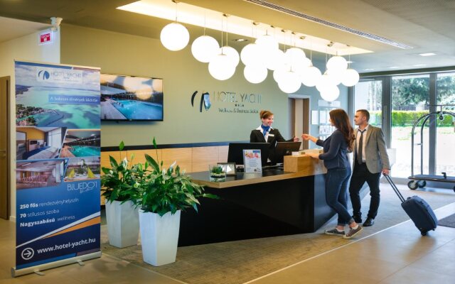 Hotel Yacht Wellness & Business