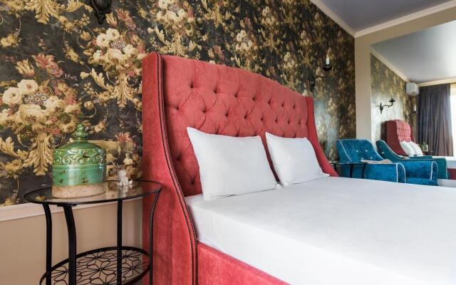Country House Apartments on Primorsky Boulevard 57