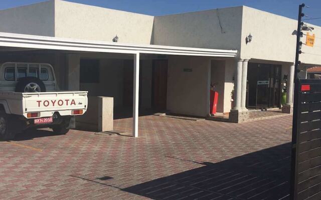 Eagle Suites Guest House