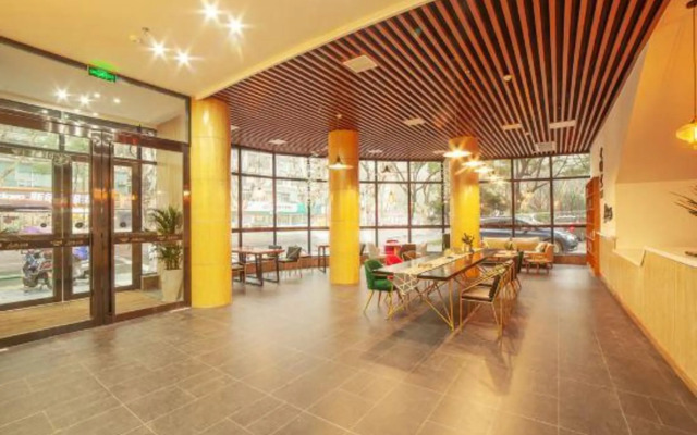 Youmi Hotel