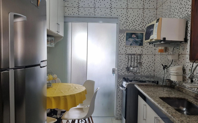 Apto em frente à praia em Caraguatatuba