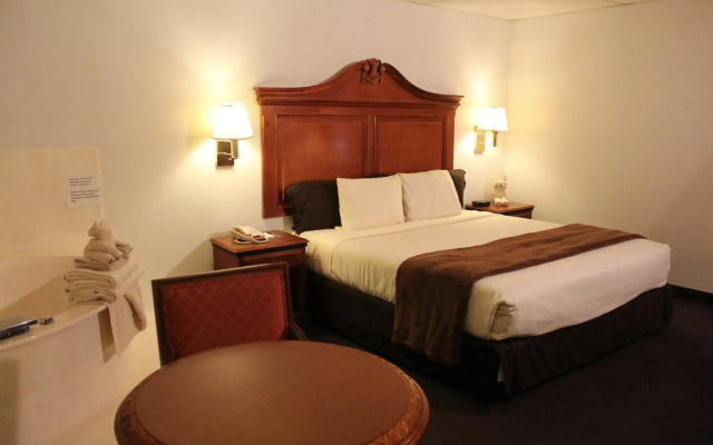 Dodge House Hotel & Convention Center