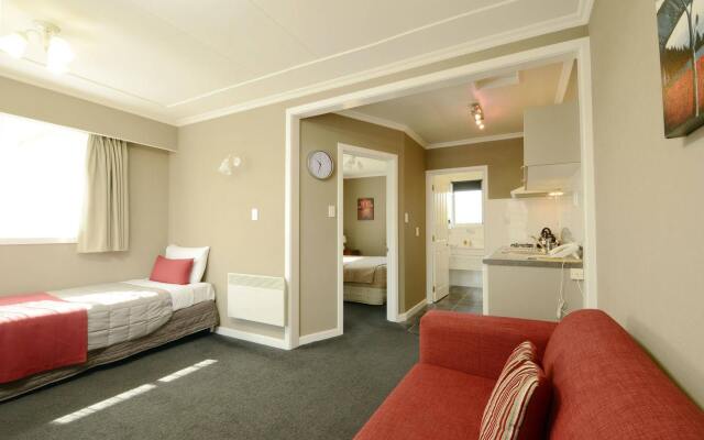 Tower Lodge Motel