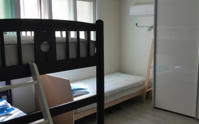 Starjjang Jeju Airport House