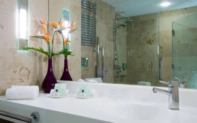 Hotel Westport - Leisure Spa and Conference